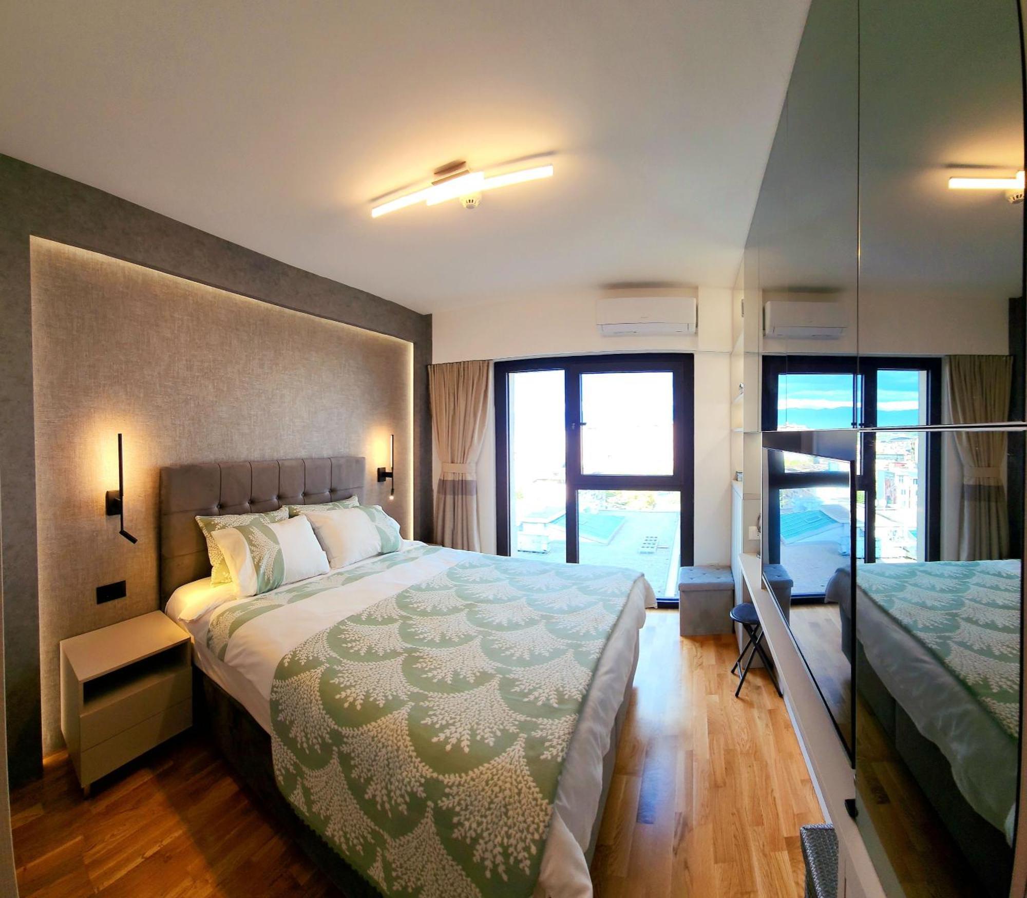 Diamond Residences 10Th Fl. Lux Apt. W/ City View 斯科普里 外观 照片