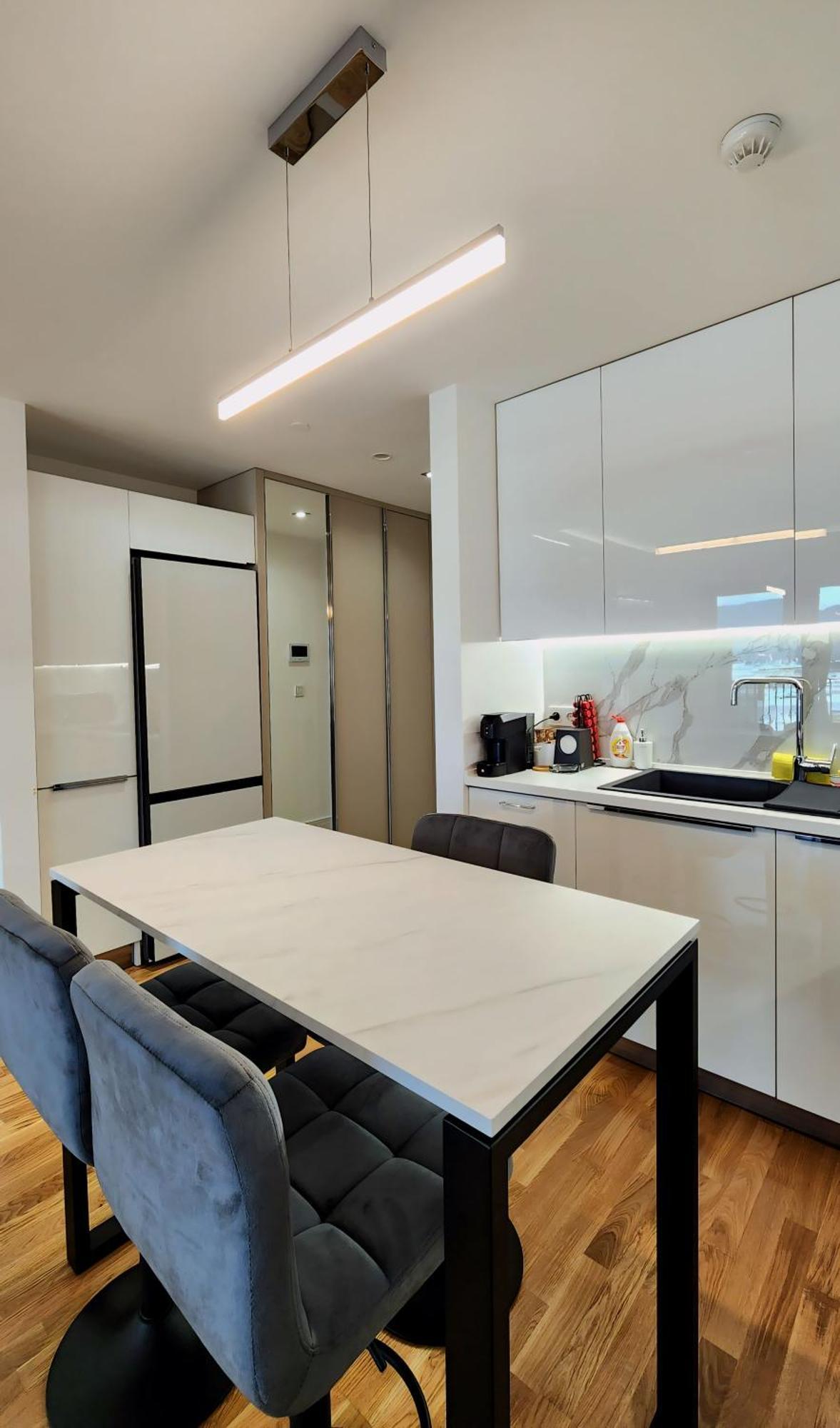Diamond Residences 10Th Fl. Lux Apt. W/ City View 斯科普里 外观 照片